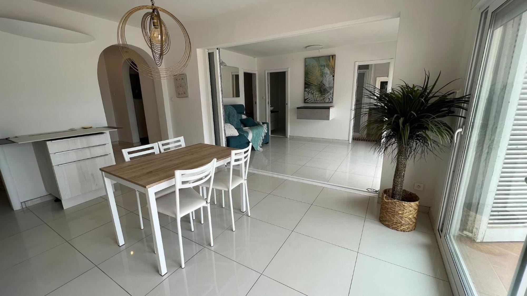 Precioso Apartamento Moderno En Primera Linea Del Mar Av-11 Росес Екстериор снимка